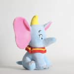 2 Elefanten Dumbo plysch, blå och grå Disney-plysch Material: Bomull